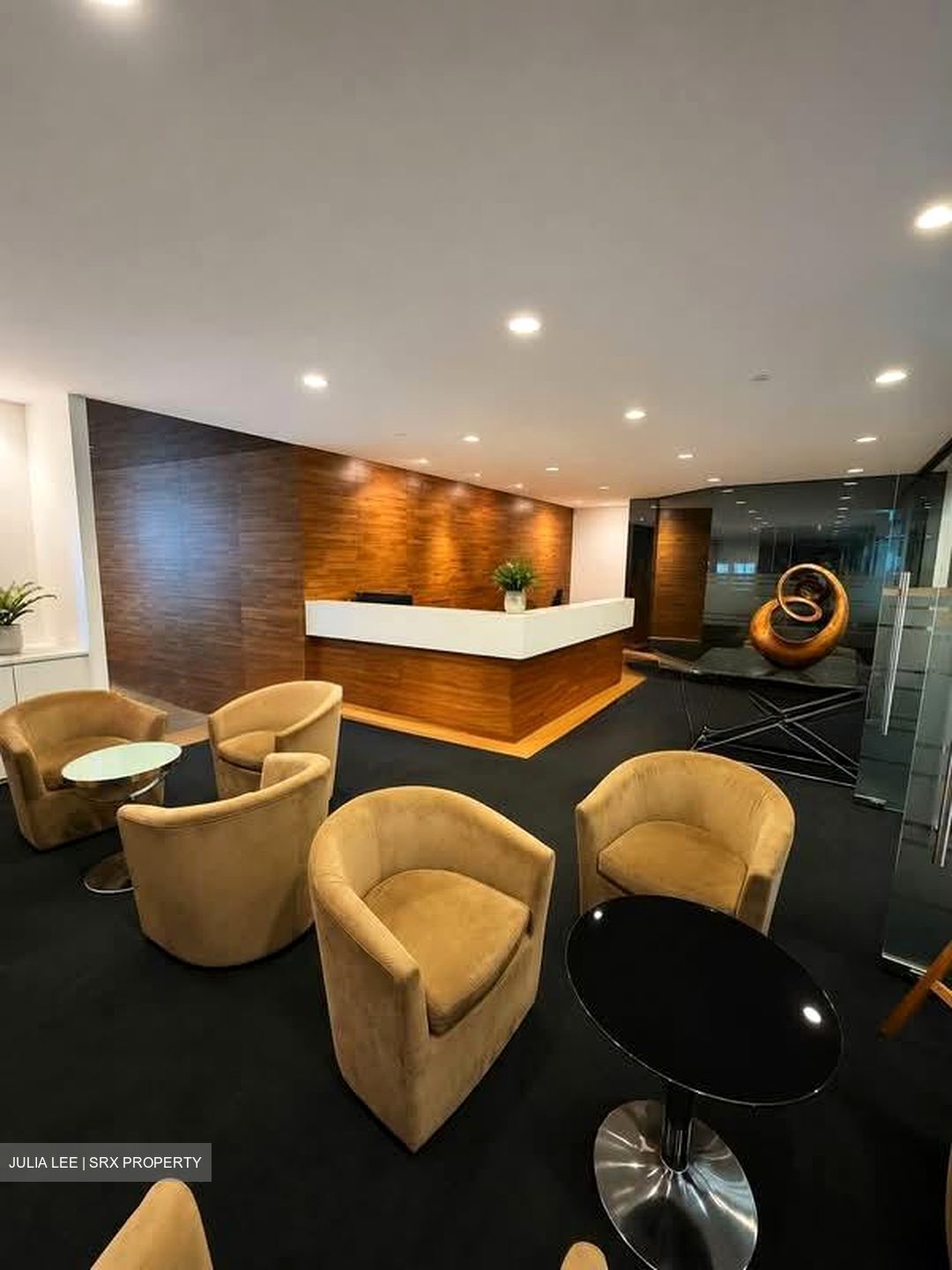 Wisma Atria (D9), Office #570010951